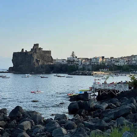 Lorenzo'S House Catania City Centre - Comfortable Large Apartment With 2 Bedrooms And 2 Baths, Close To Trains, Metro And Bus Station Esterno foto