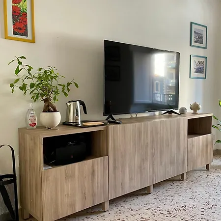 Lorenzo'S House Catania City Centre - Comfortable Large Apartment With 2 Bedrooms And 2 Baths, Close To Trains, Metro And Bus Station Esterno foto